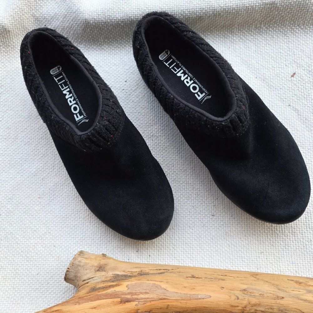 Abeo adira black suede comfort clogs